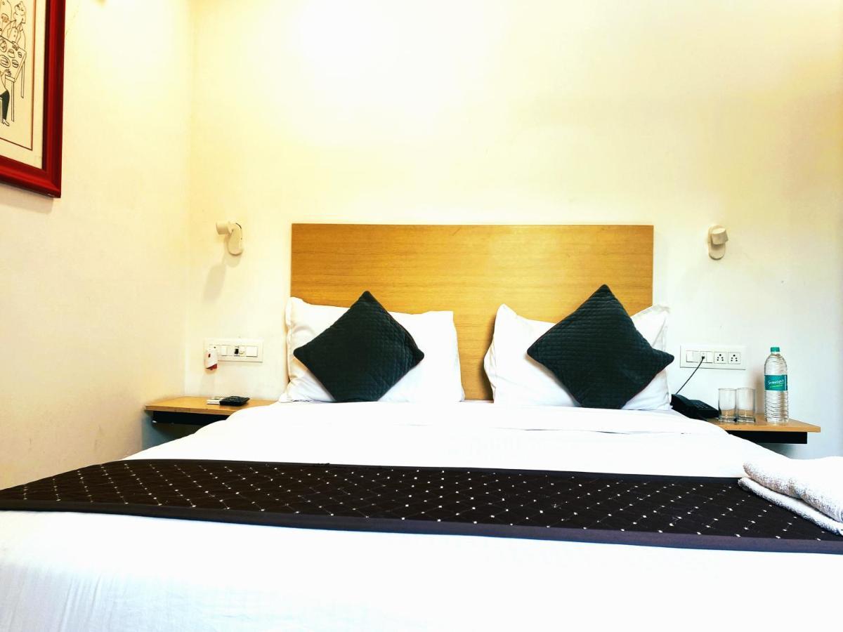 Qotel Hotel Ip Residency East Delhi Preet Vihar Nowe Delhi Zewnętrze zdjęcie