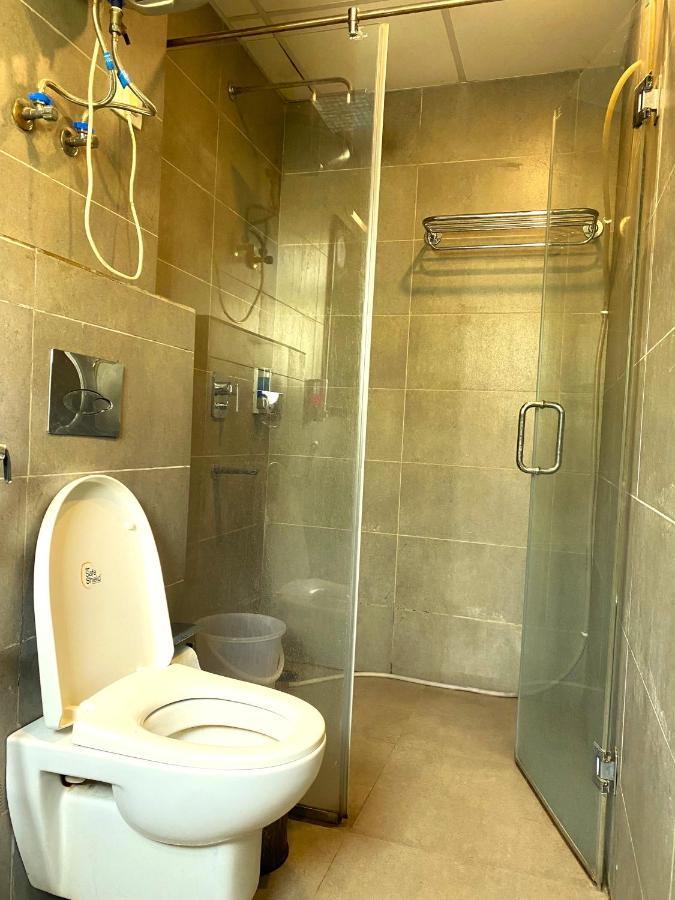 Qotel Hotel Ip Residency East Delhi Preet Vihar Nowe Delhi Zewnętrze zdjęcie